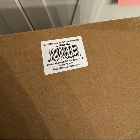 Stanley Deadly Damask 40oz factory sealed - Picture 3 of 4